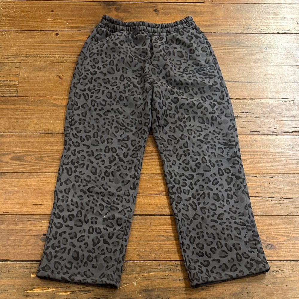 Comfrt Leopard Print Sweatpants - image 1